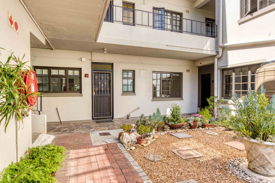 2 Bedroom Property for Sale in Lionviham Western Cape
